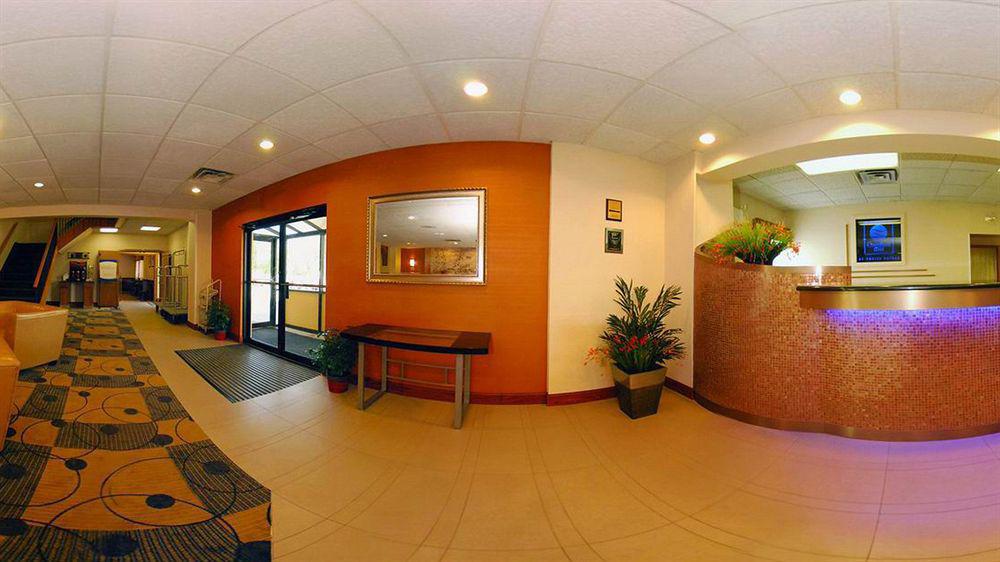 Holiday Inn Express Greencastle, An Ihg Hotel Екстер'єр фото